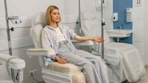 Gili T emergency phone