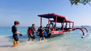 Gili Meno marine emergency