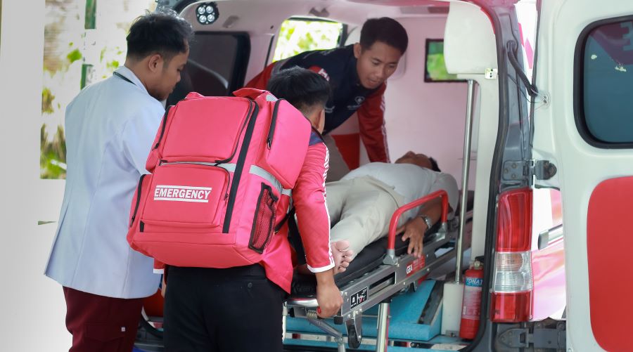 Gili Meno ambulance service